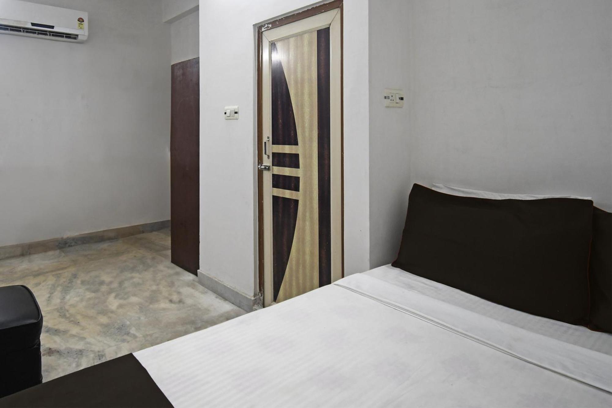 Oyo Hotel Chinar Park Kalküta Dış mekan fotoğraf
